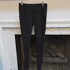 Lucy Women's Classic Black Leggings Size Small